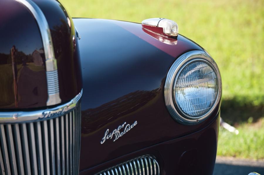  Ford Super DeLuxe Business Coupe 1941 года  (фото 23 из 37)
